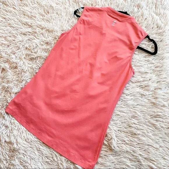 Michi Sleeveless Quarter Zip Tank Top in Pink Small - Picture 8 of 8